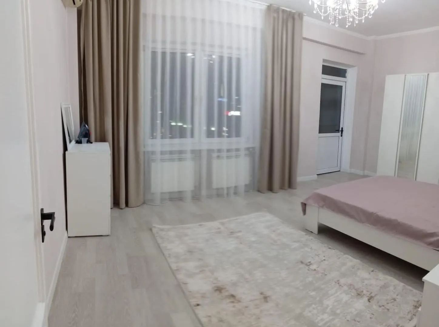 Вид На Горы И Форум Almaty Kazakhstan